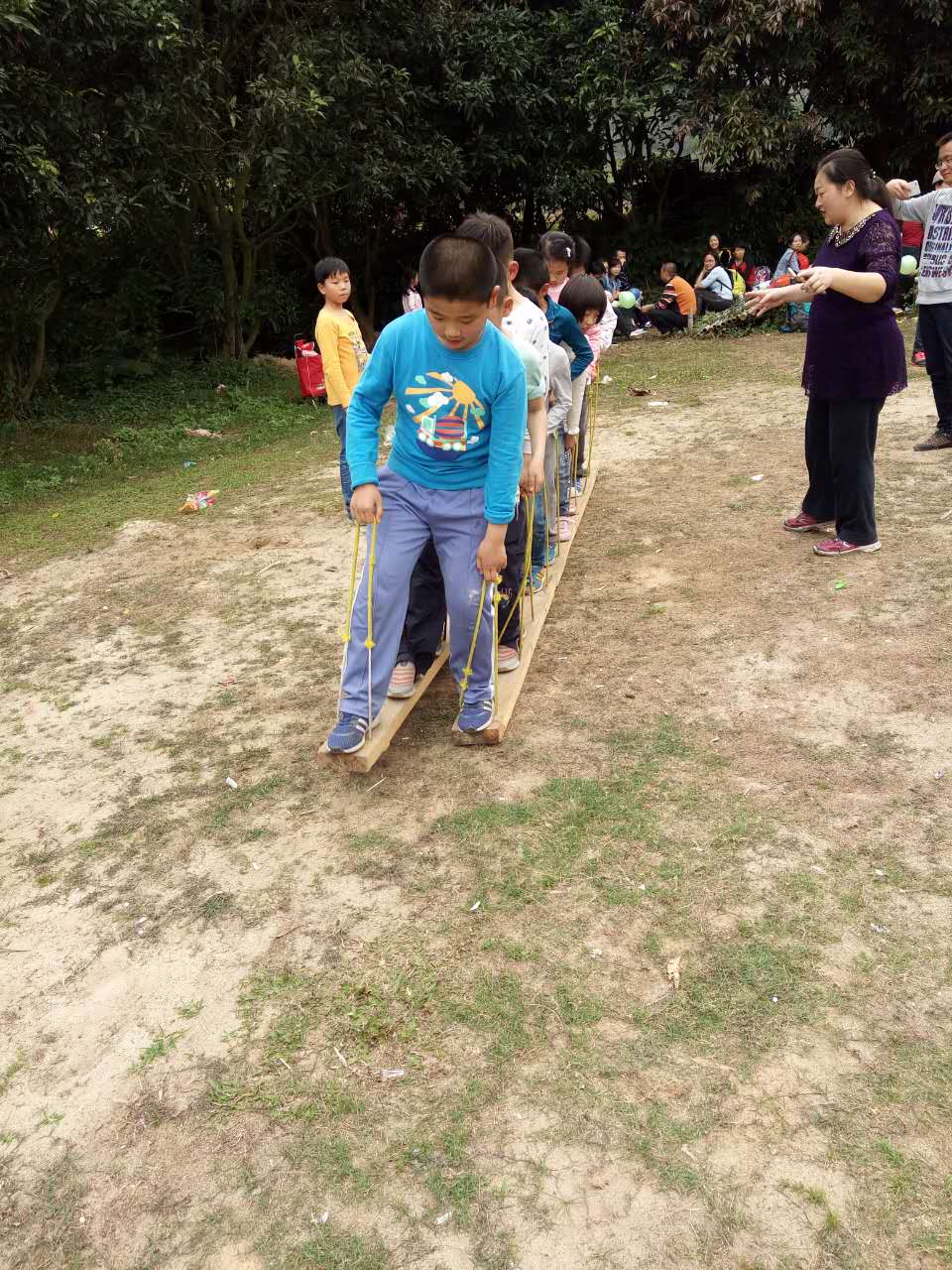 南頭城小學(xué)親子活動(dòng)在深圳九龍山生態(tài)園圓滿成功